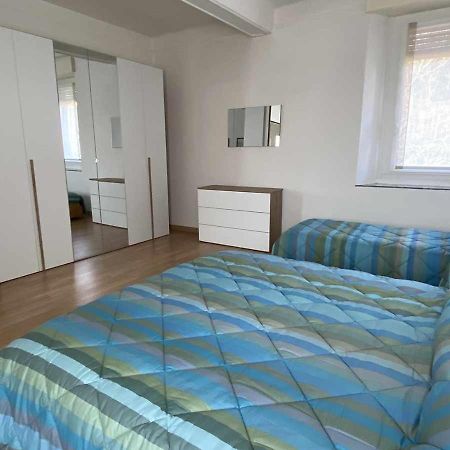 Casa Vacanza Amelia Bosisio Parini Kültér fotó